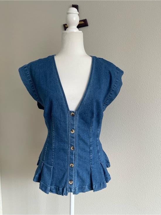 Free People Tops - Free People Blue Denim Button-Front V-Neck Peplum Top